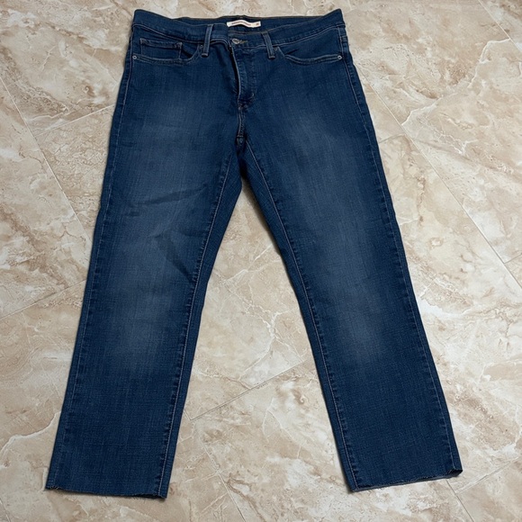 Levi’s shaping straight jeans fall back to school closet staple - Picture 1 of 6